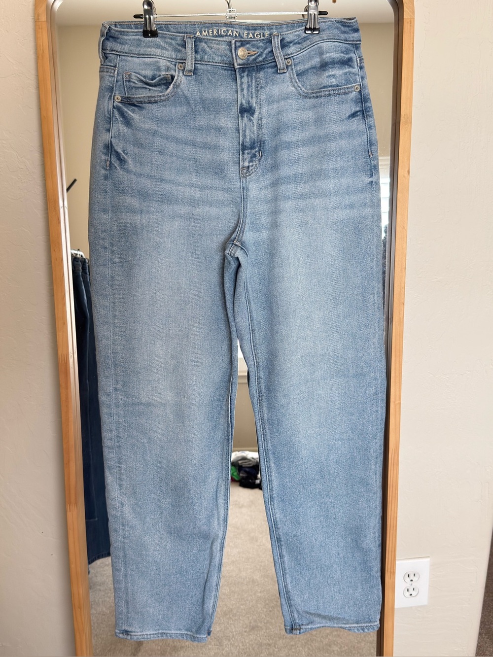 American Eagle Outfitters High-Rise Light Blue Mom Straight Jeans